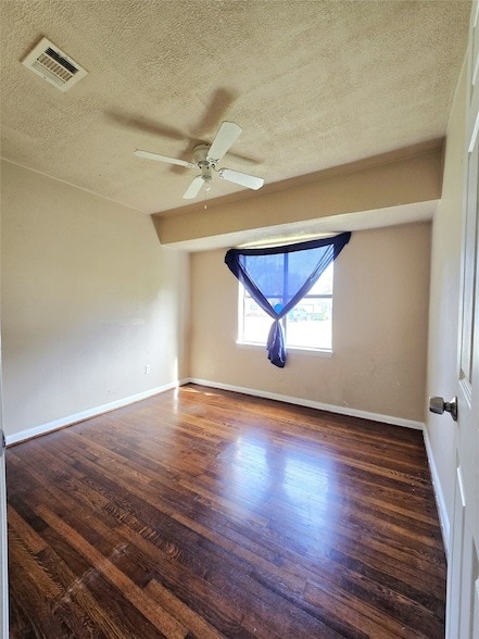 Building Photo - 12121 Hoblitzelle Dr