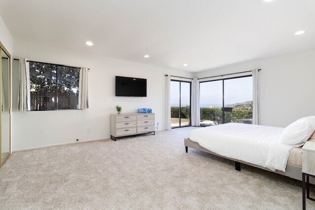 Building Photo - 7774 Via Capri