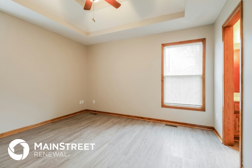 Building Photo - 801 Pine Crest Ave