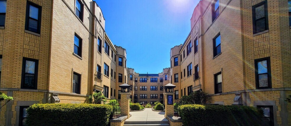 Building Photo - 2315 N Rockwell St
