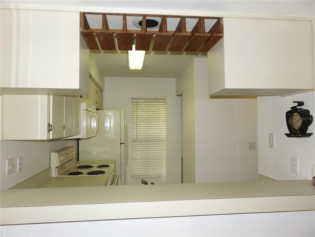 Building Photo - 4911 Sunnybrook Dr