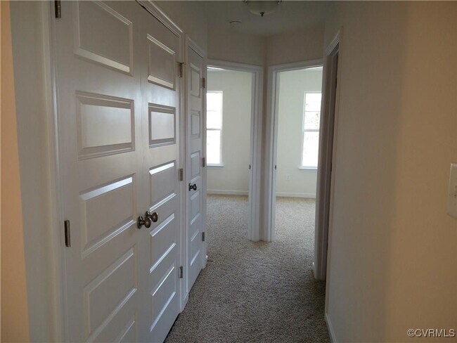 Building Photo - 10505 Marions Way