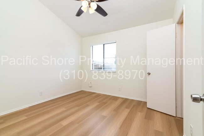 Building Photo - 2-Bed, 2-Bath Townhouse with Private Patio...