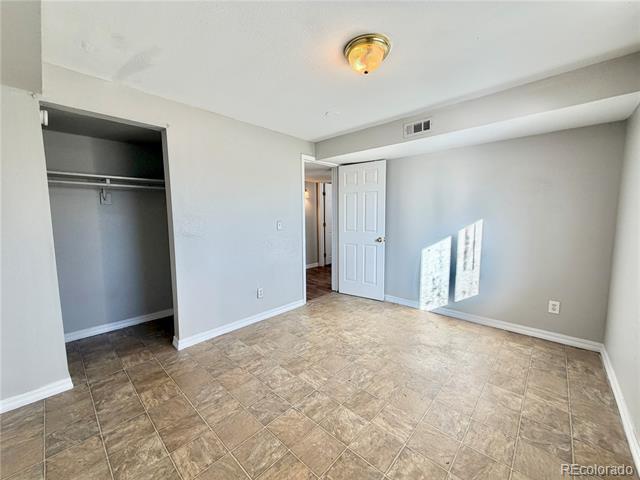 Building Photo - 4665 N Gaylord St