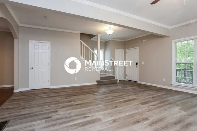 Building Photo - 4 Bedroom Pet-Friendly Home in Atlanta, GA with Main Street Renewal