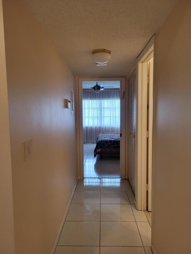 Building Photo - 14629 Canalview Dr