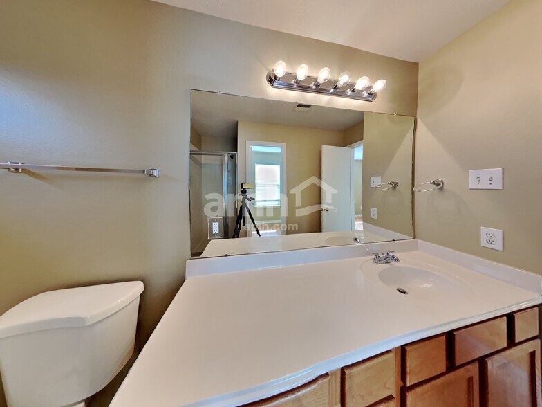 Building Photo - 11827 Tierra Palms Ct