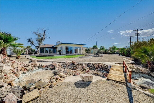 Building Photo - 3504 Pioneer Cir