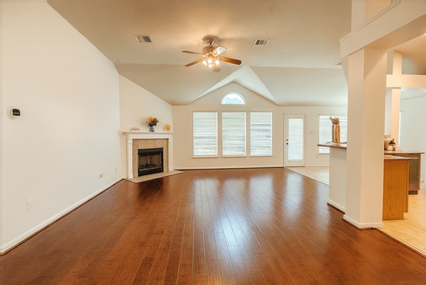 Building Photo - 15615 Lost Maples Dr