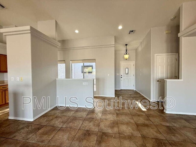 Building Photo - 2917 Desert Vista Dr