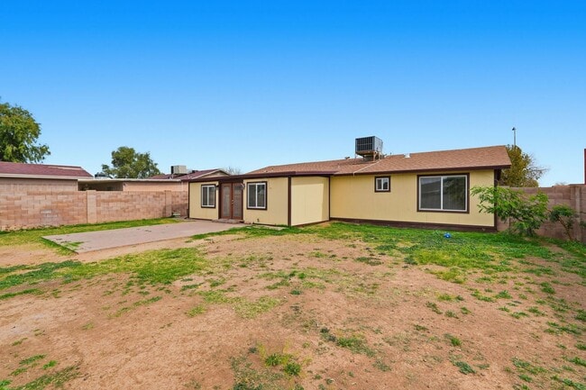 Building Photo - 2934 N 79th Ln