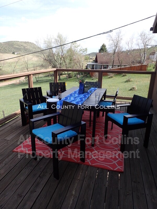 Building Photo - 6009 Hillside Dr