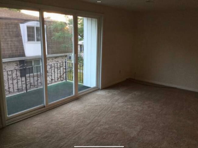 Building Photo - Arbor Meadows