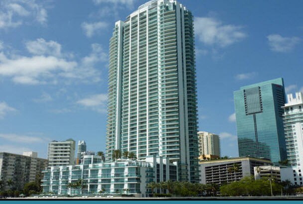 Building Photo - 1331 Brickell Bay Dr