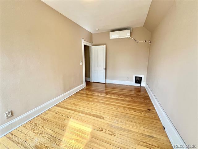 Building Photo - 2629 W 32nd Ave