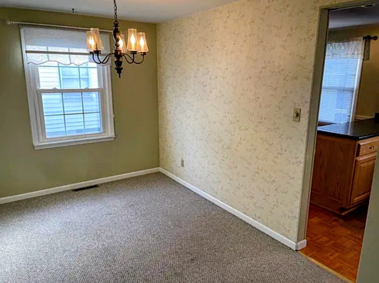 Building Photo - 127 Fairgreen Dr
