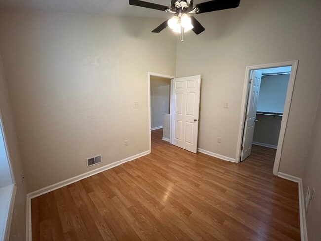 Building Photo - 5117 Cypress St