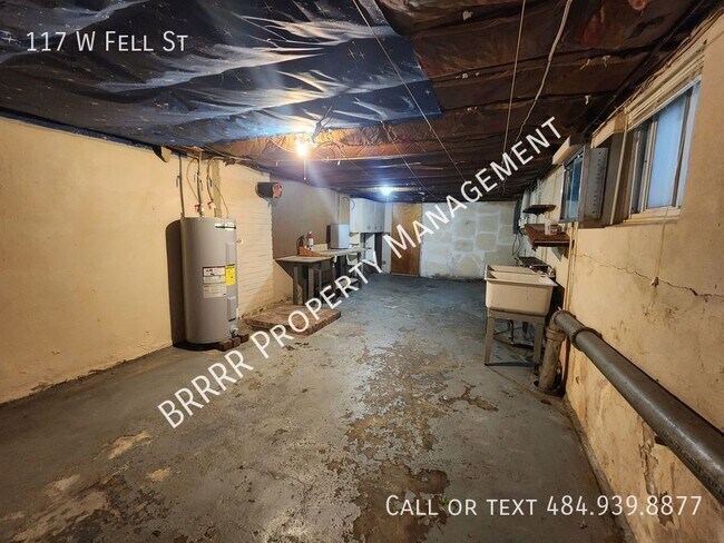 Building Photo - 117 W Fell St