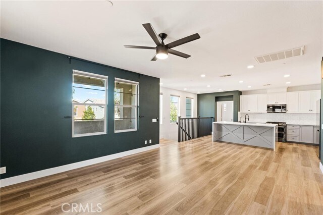 Building Photo - 147 Jaripol Cir