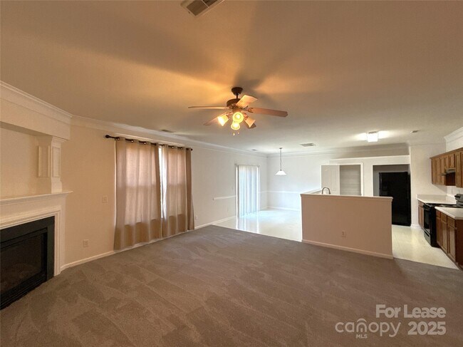 Building Photo - 2807 Forest Grove Ct