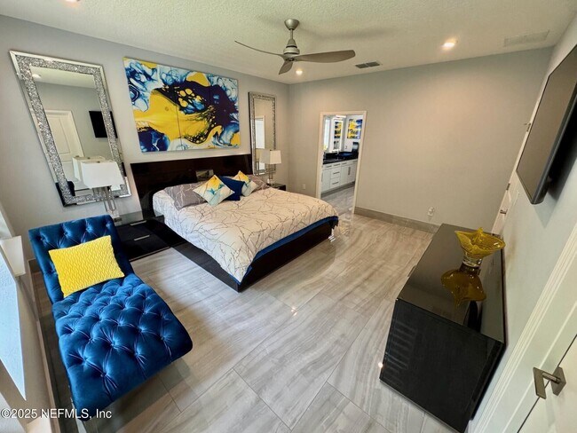 Building Photo - 163 Pine Forest Ct