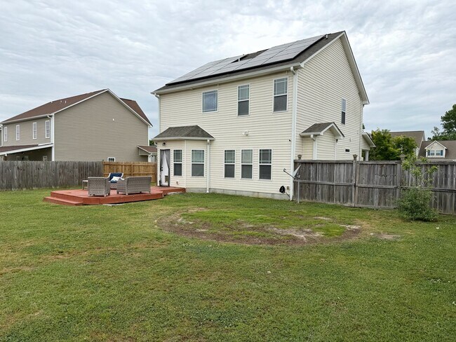 Building Photo - 124 Landover Drive