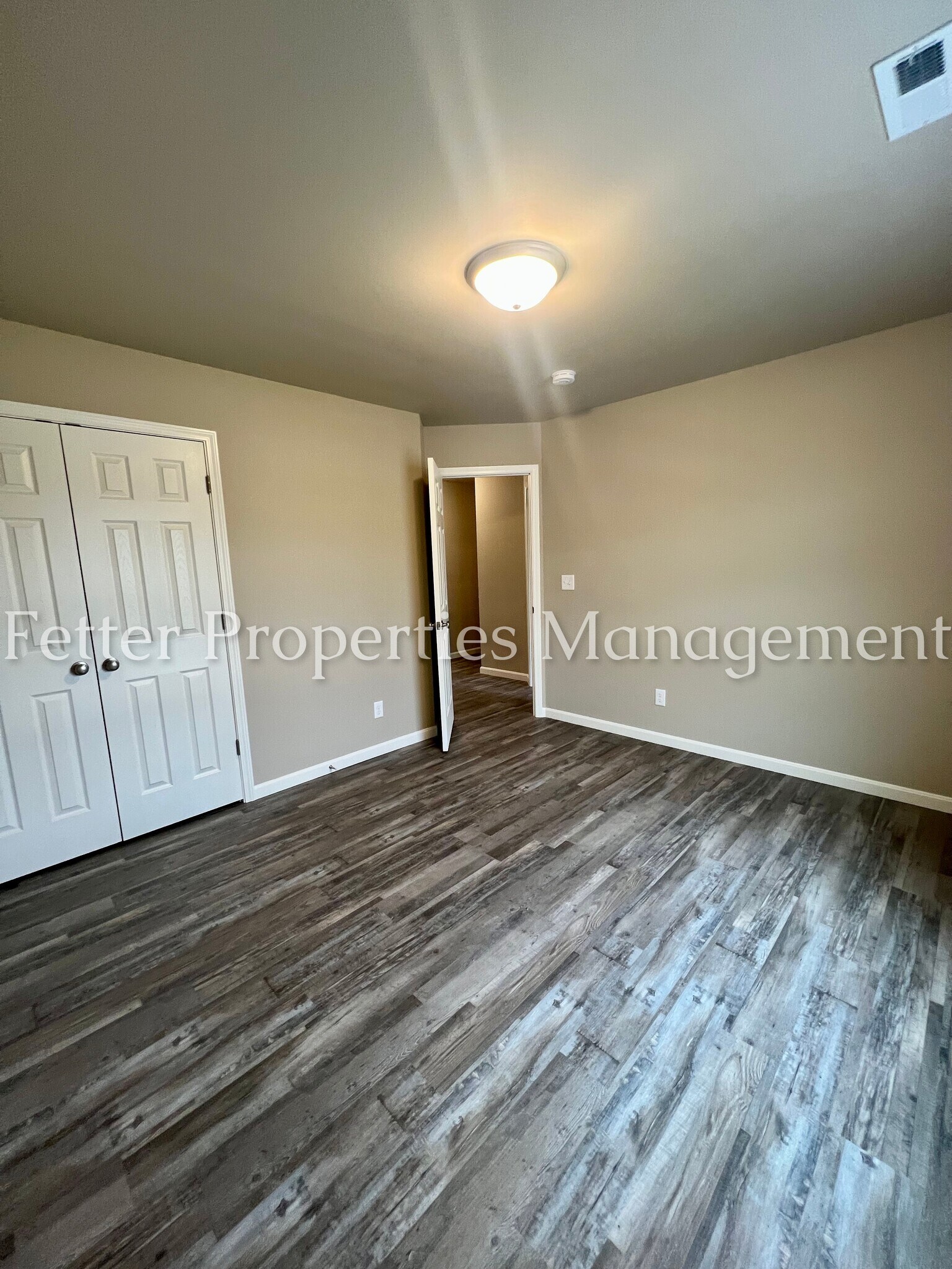 Building Photo - 5284 Canyon Cir