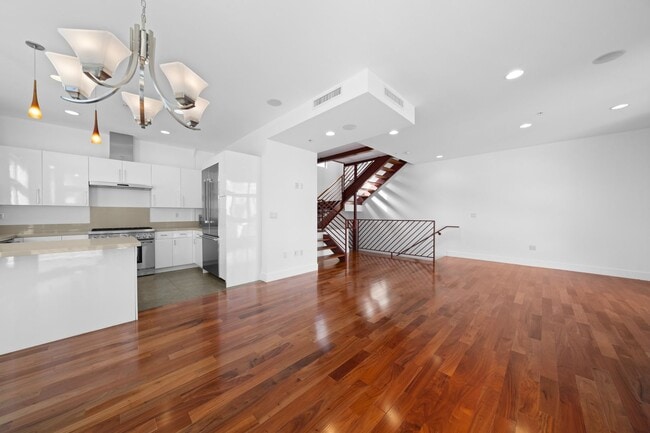 Building Photo - 1415 Butler Ave #1