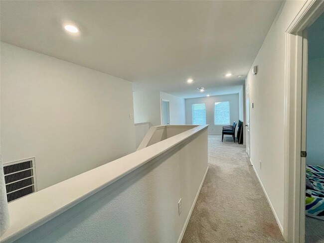Building Photo - 31603 Rosebud Vly Ln