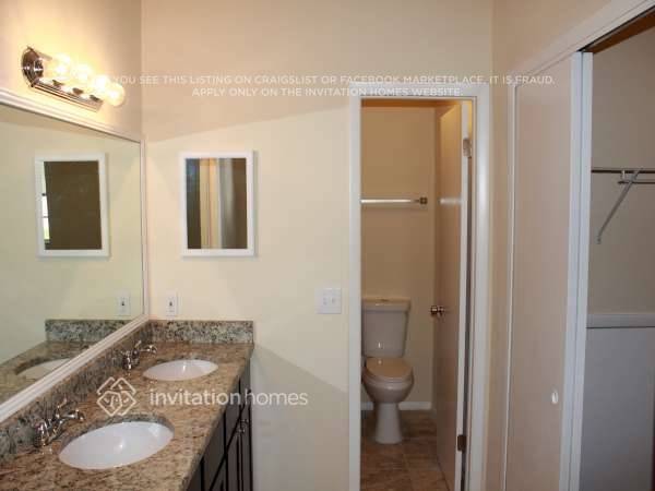 Building Photo - 209 Kittery Ln