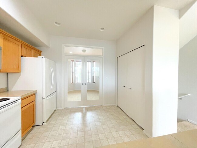 Building Photo - 20695 NW Painted Mountain Dr