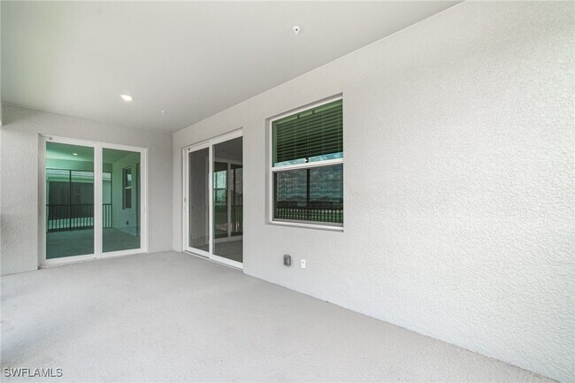 Building Photo - 15194 Bluffton Ln
