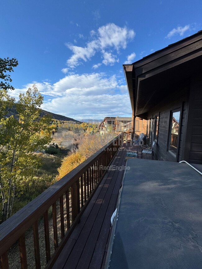 Building Photo - 2930 Alpenglow Way