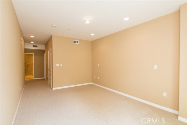 Building Photo - 4551 Coldwater Canyon Ave