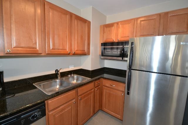 Building Photo - 4334 N Hazel St