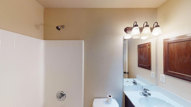 Building Photo - 14336 Desert Sage Dr