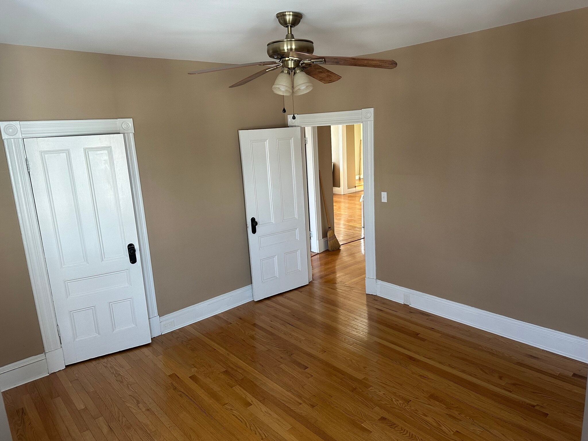 Bedroom 1 - 225 Gibson St