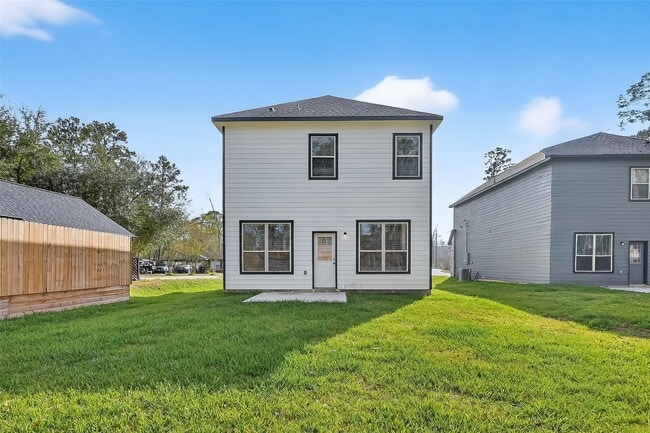 Building Photo - 1452 Glen Oaks Dr