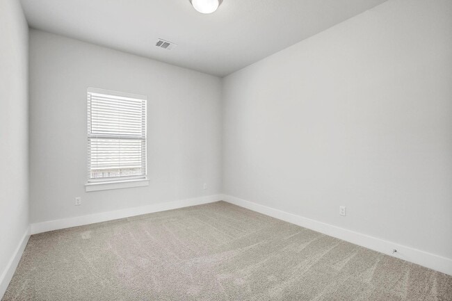 Building Photo - 155 Cyrus Milton Dr