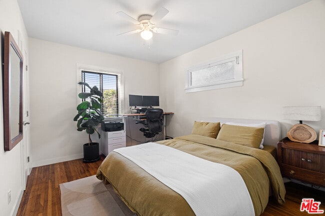 Building Photo - 3972 Keeshen Dr