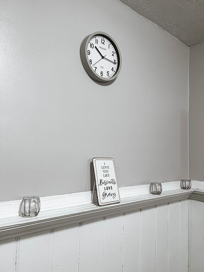 Building Photo - 2244 Park St