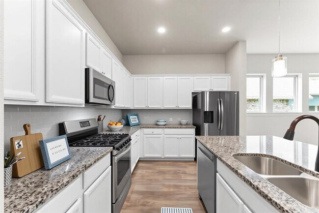 Building Photo - 128 Winged Elm Ct