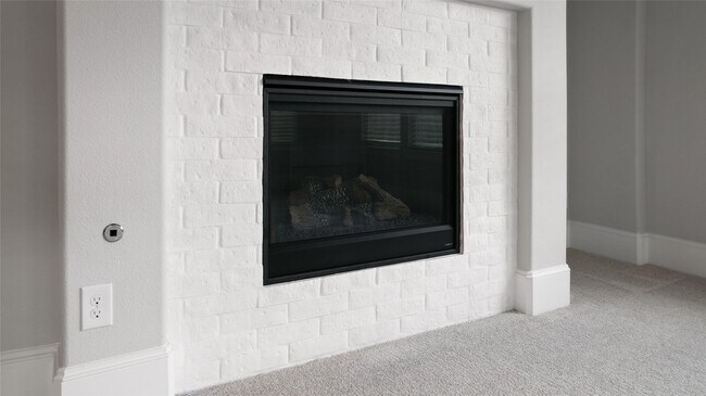 Building Photo - 16807 Hemlock Grove Dr