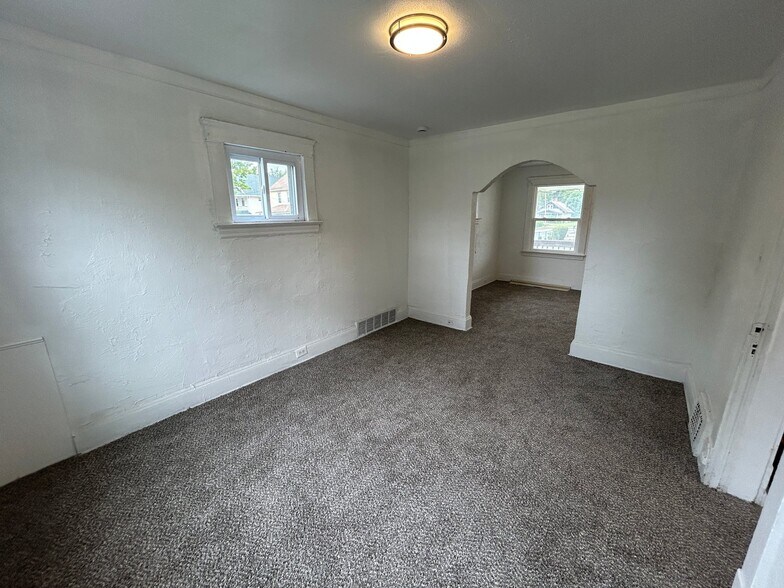 Building Photo - 13602 Horner Ave