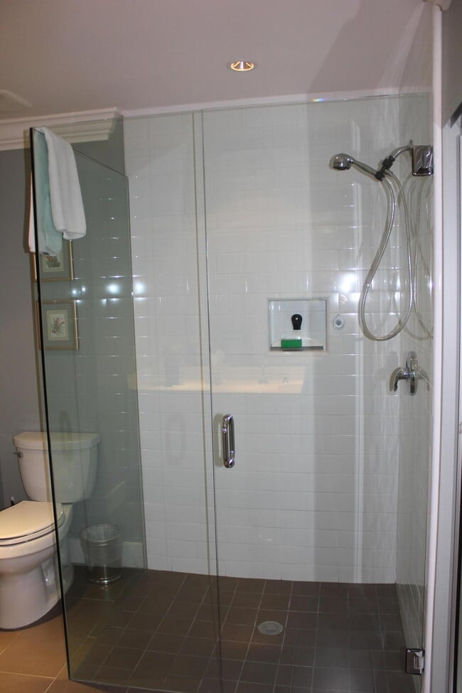 Building Photo - 36 El Toro Dr