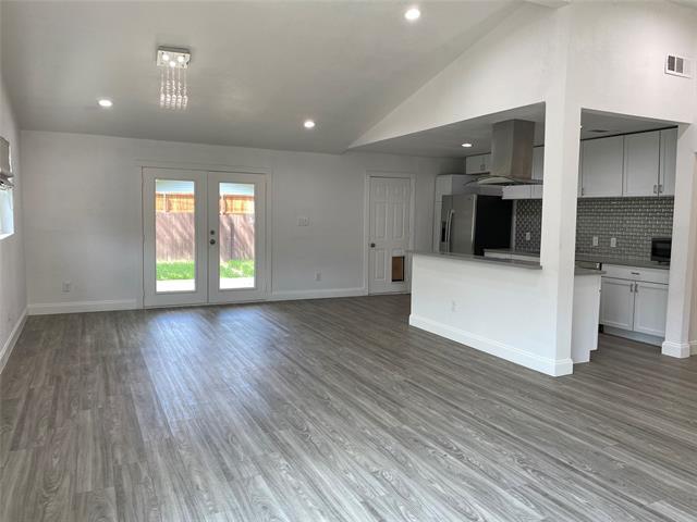 Building Photo - 3035 Townsend Dr