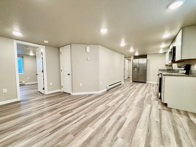 Primary Photo - 3-Bed, 2-Bath Beauty in a Can’t-Miss Locat...