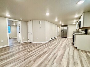 Building Photo - 3-Bed, 2-Bath Beauty in a Can’t-Miss Locat...