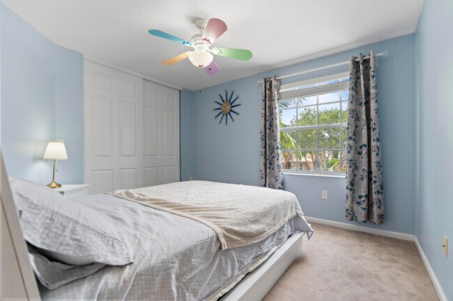 Building Photo - 2253 Balsan Way