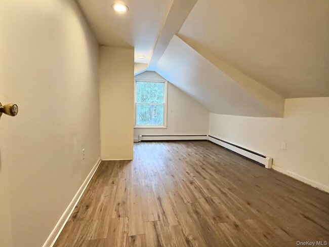 Building Photo - 4 Pilgrim Terrace